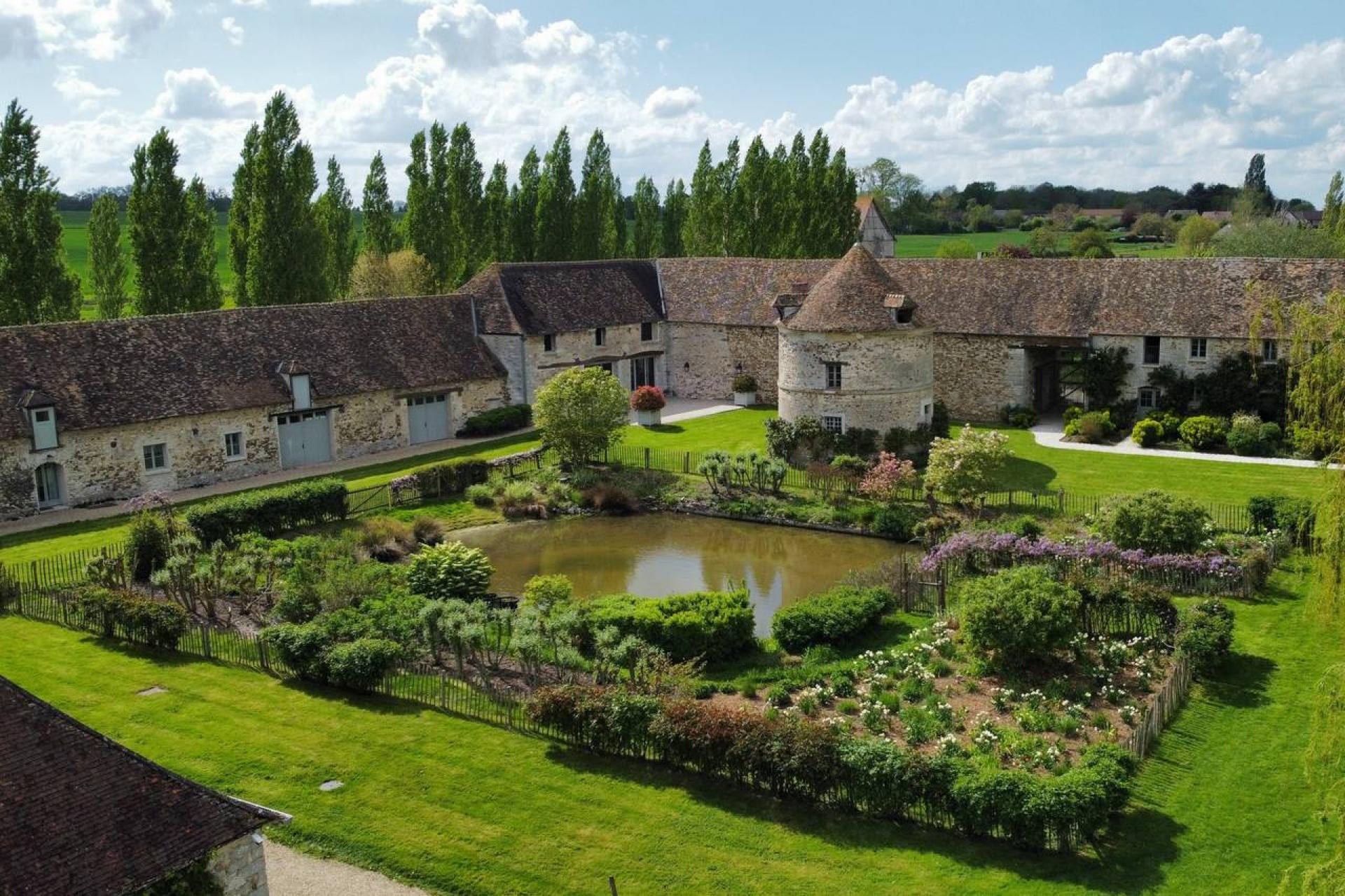 Lecointe Stories - Grange d’Auzouville l’Esneval